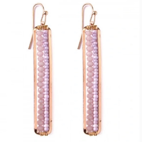 None Jewelry - NWT. Gold Tone Bar Cut Out Light Lavender Beaded Pierced Earrings!